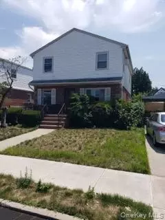 22724 Murdock Ave, New York, NY 11429