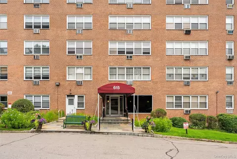 615 Palmer Rd #806, Yonkers, NY 10701