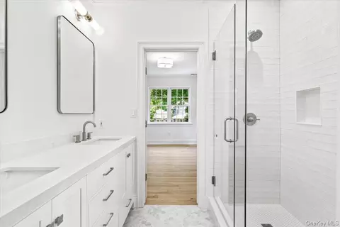 Bath - 21 Loder St, Rye, NY 10580 photo 6 of 6