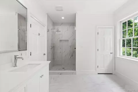Bath - 21 Loder St, Rye, NY 10580 photo 4 of 6