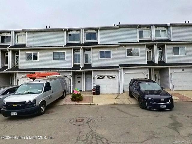 41 Simmons Loop, Staten Island, NY 10314