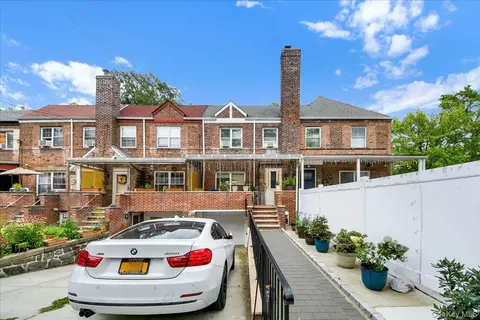 1804 Seminole Ave, New York, NY 10461