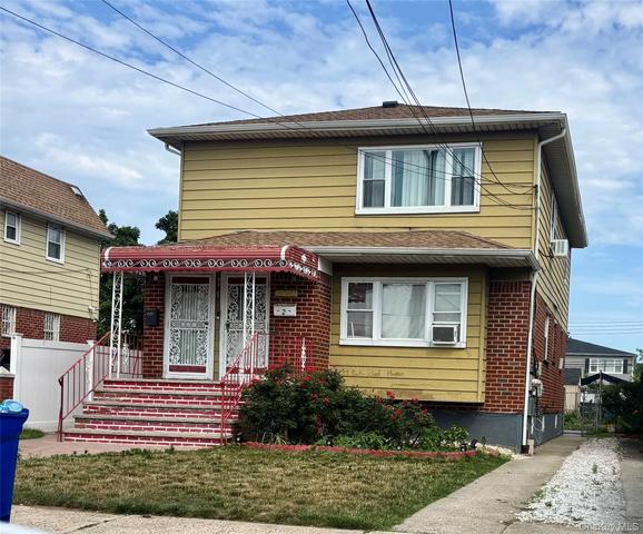 147-23 225th St, New York, NY 11413