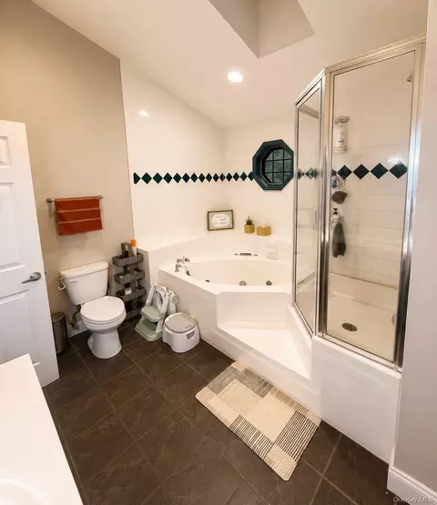 11 Ulster Ter, Wallkill, NY 12589 photo 9