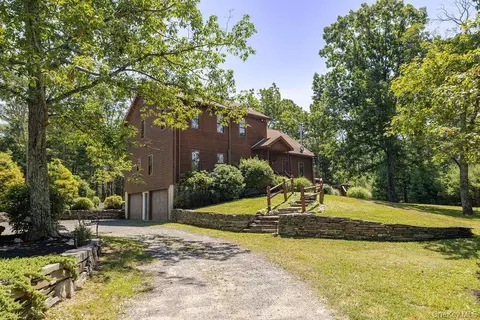 490 Peak Rd, Marbletown, NY 12484