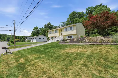 Exterior - 30 Raker Rd, Poughkeepsie, NY 12603 photo 2 of 9