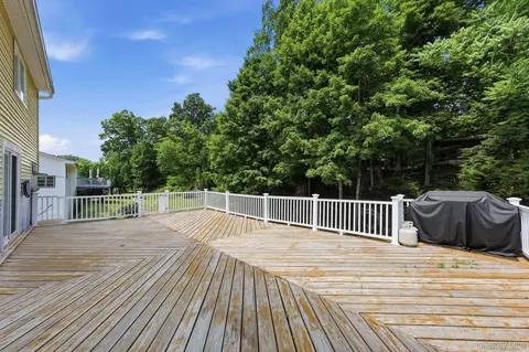 Exterior - 30 Raker Rd, Poughkeepsie, NY 12603 photo 5 of 9
