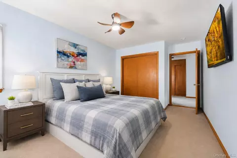 Bedroom - 49 Chase Rd, Shawangunk, NY 12589 photo 1 of 6