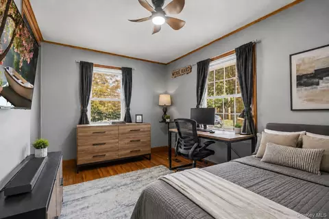 Bedroom - 49 Chase Rd, Shawangunk, NY 12589 photo 4 of 6