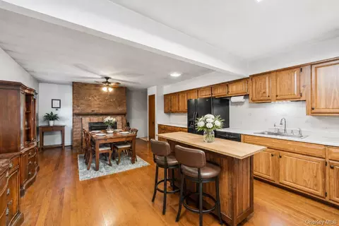 Kitchen - 49 Chase Rd, Shawangunk, NY 12589 photo 2 of 3