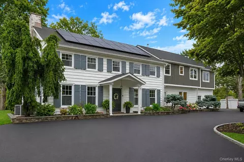 20 Dover Rd, Clarkstown, NY 10920