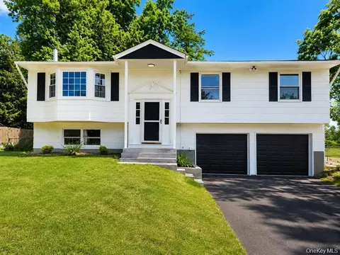 Exterior - 8 Mockingbird Ln, Poughkeepsie, NY 12601 photo 1 of 6