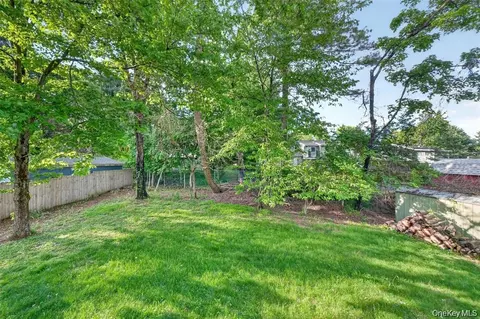 Exterior - 8 Mockingbird Ln, Poughkeepsie, NY 12601 photo 6 of 6