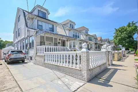 111-34 140 St, Jamaica, NY 11435