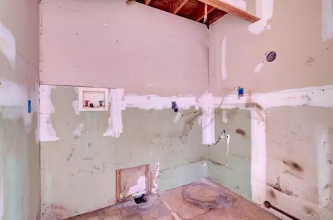 Other - 34 Thorburn Ave, Patchogue, NY 11772 photo 5 of 6