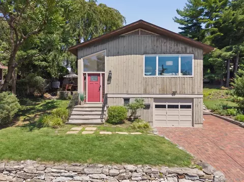 12 Livingston Ave, Greenburgh, NY 10522
