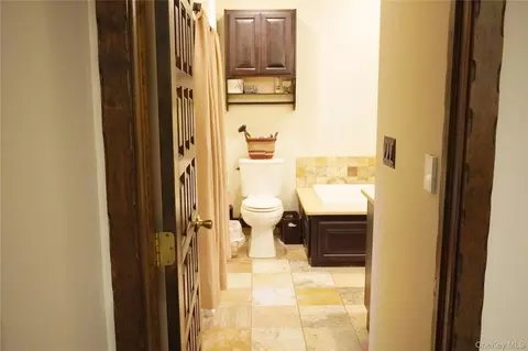 Entry Way - 50 Pleasant Ridge Dr, Poughkeepsie, NY 12603 photo 9 of 9