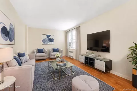 2270 Plumb 1st St #1D, Brooklyn, NY 11229