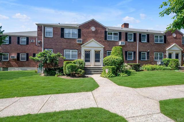 69-17 215 St #A, Oakland Gardens, NY 11364
