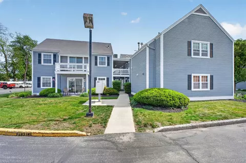 Exterior - 301 Commons Way C Way #C (1ST ), Fishkill, NY 12524 photo 2 of 12