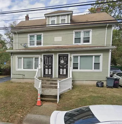 1068 Arthur St, Uniondale, NY 11553