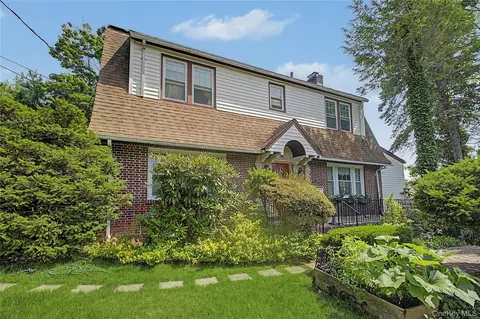 75 Sycamore Ave, Mount Vernon, NY 10553