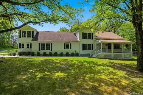 11 Haggerty Hill Rd, Rhinebeck, NY 12572