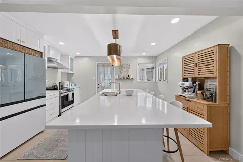 Kitchen - 2136 Spruce St, Baldwin, NY 11510 photo 1 of 3