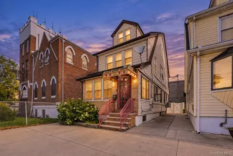 10931 135th St, New York, NY 11420