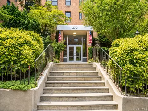 270 N Broadway #4A, Yonkers, NY 10701