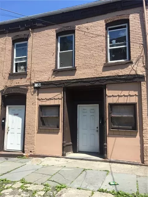 53 William St, Newburgh, NY 12550
