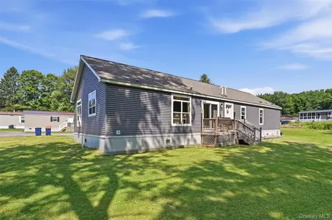 155 Metzger Rd #48, Red Hook, NY 12571