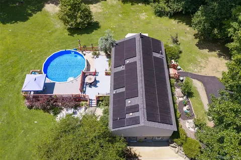 Exterior - 142 Mill St, Wallkill, NY 12589 photo 5 of 19