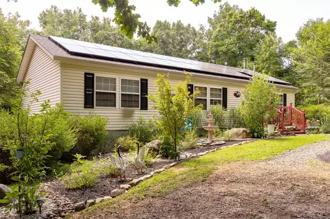 Exterior - 142 Mill St, Wallkill, NY 12589 photo 4 of 19