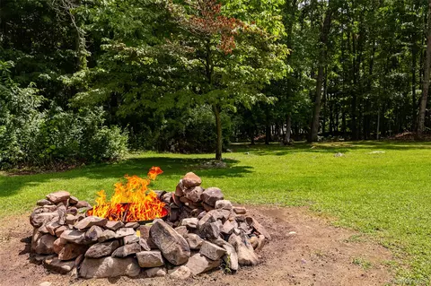 Exterior - 142 Mill St, Wallkill, NY 12589 photo 12 of 19