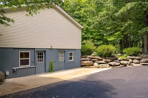 Other - 142 Mill St, Wallkill, NY 12589 photo 9 of 10