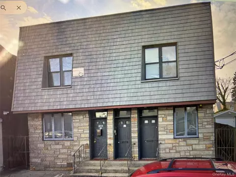 124 Meacham Ave, Elmont, NY 11003