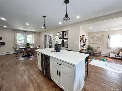 Kitchen - 32 Morris Ave, Patchogue, NY 11772 photo 2 of 4