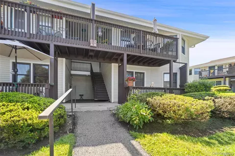 39 Sussex Dr #B, Yorktown, NY 10598