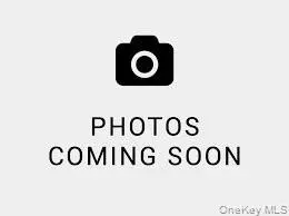 50 E Pine St, Long Beach, NY 11561
