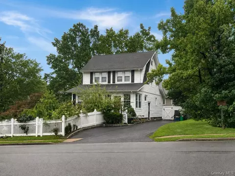 36 Highview Ave, Orangetown, NY 10962