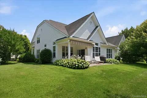 78 Ballad Ct, Eastport, NY 11941