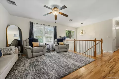 Other - 18 Hickory Pl, Wallkill, NY 10941 photo 2 of 10