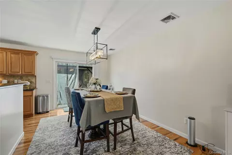 Dining - 18 Hickory Pl, Wallkill, NY 10941 photo 1 of 2