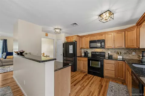 Kitchen - 18 Hickory Pl, Wallkill, NY 10941 photo 1 of 4