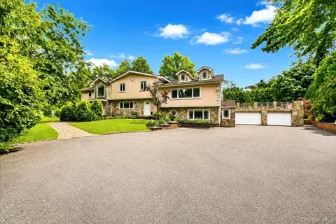 451 Ardsley Rd, Greenburgh, NY 10583