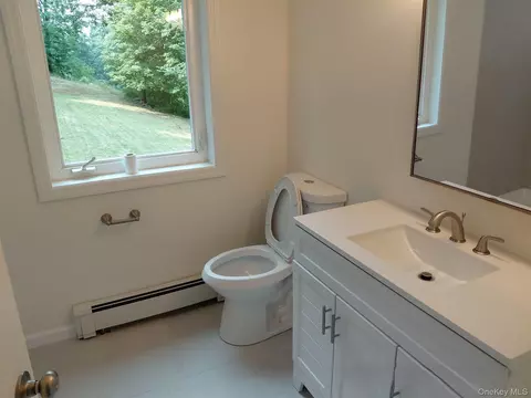 Bath - 106 Mill St, Cornwall, NY 12518 photo 1 of 2