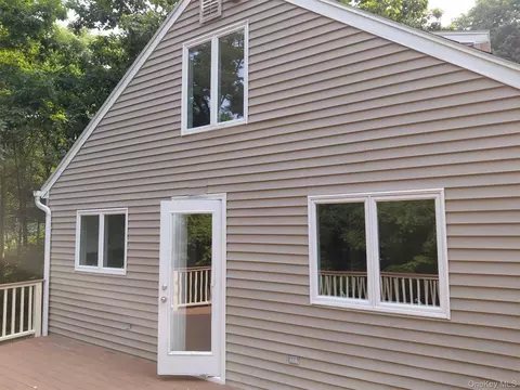 Exterior - 106 Mill St, Cornwall, NY 12518 photo 3 of 4
