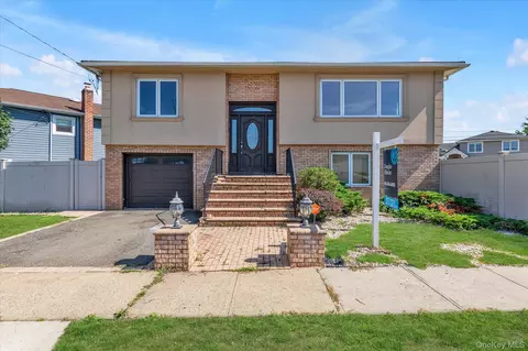 2715 Short St, Bellmore, NY 11710