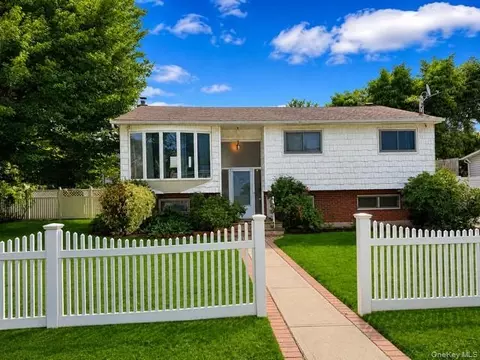 87 S 28th St, Wyandanch, NY 11798